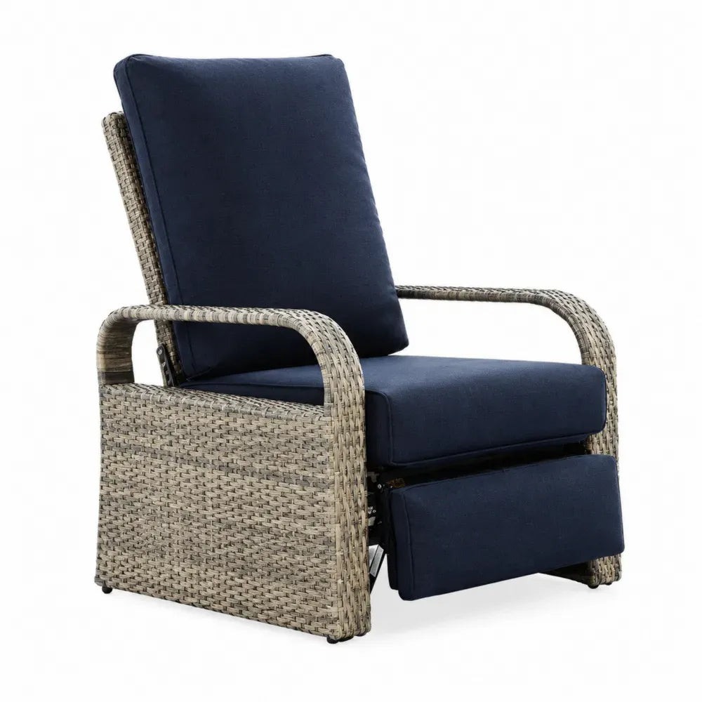 Verstellbarer Gartenstuhl aus Rattan in Blau